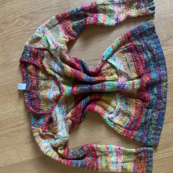 Bobbie Brooke’s vintage sweater - Picture 2 of 3